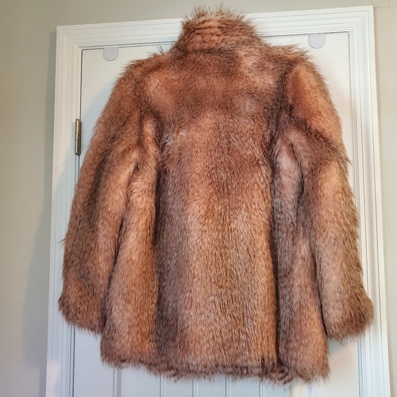 FAUX FUR COAT - Picture 2 of 7